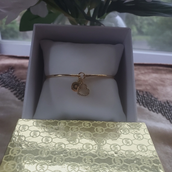 Mikael kors bangle Bracelet with charms - Picture 6 of 6